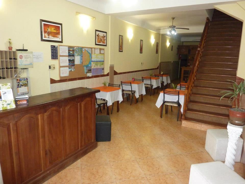 Dos Reyes Hotel 2*